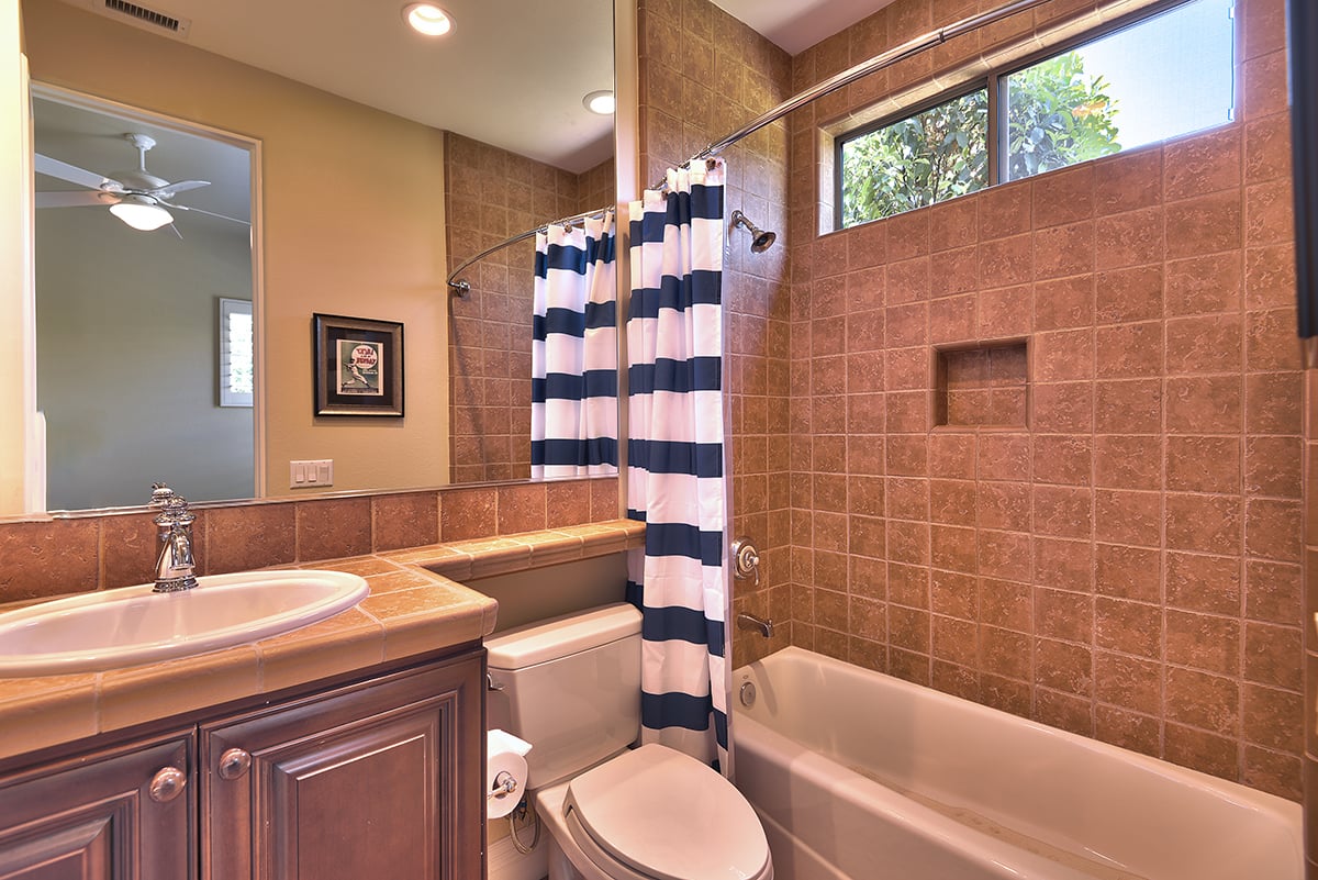 GUEST BEDROOM 2 BATHROOM MLS.jpg