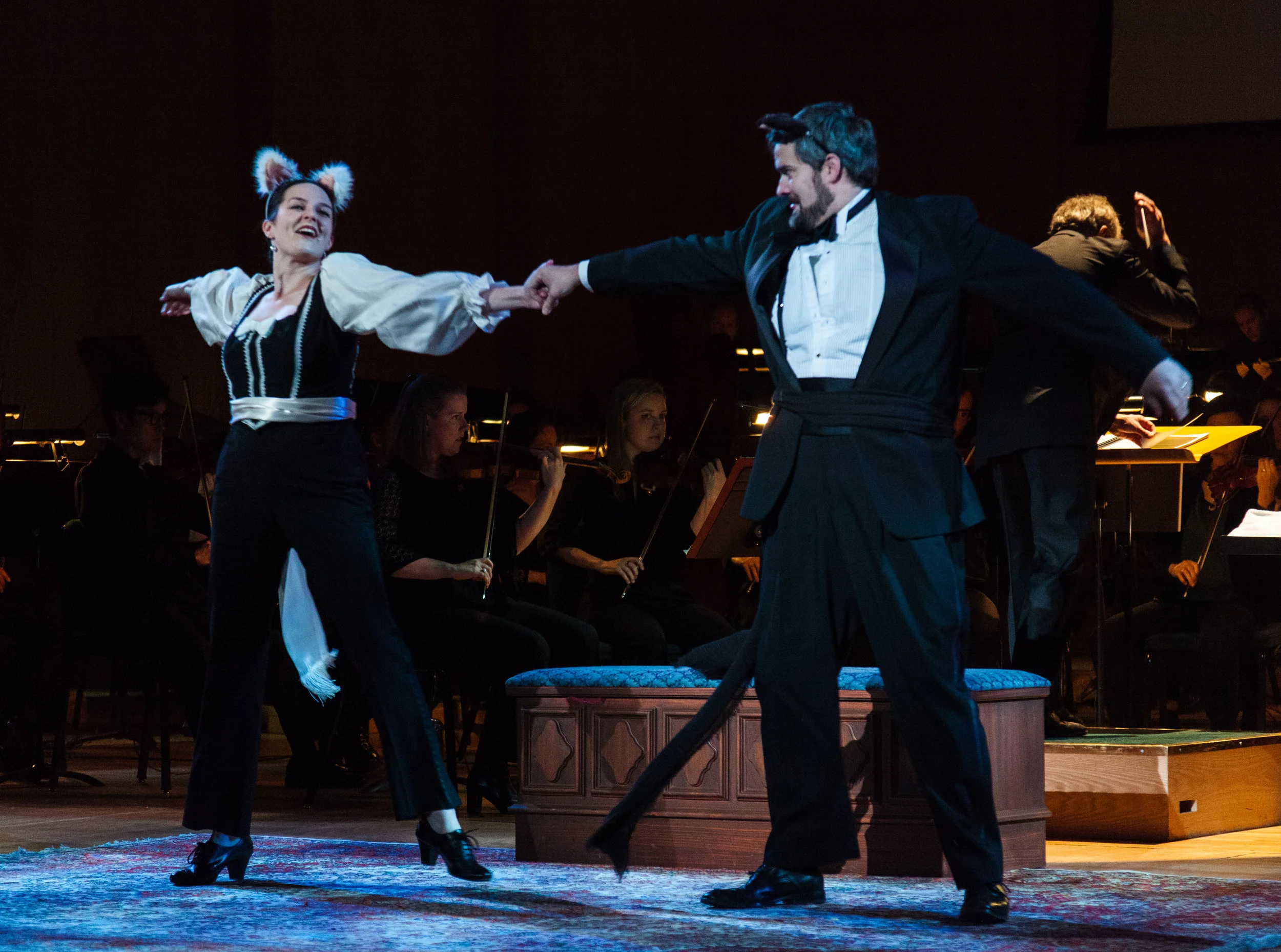 White Cat - L'enfant et les sortilèges Utah Symphony 2015 Photo by Dana Sohm