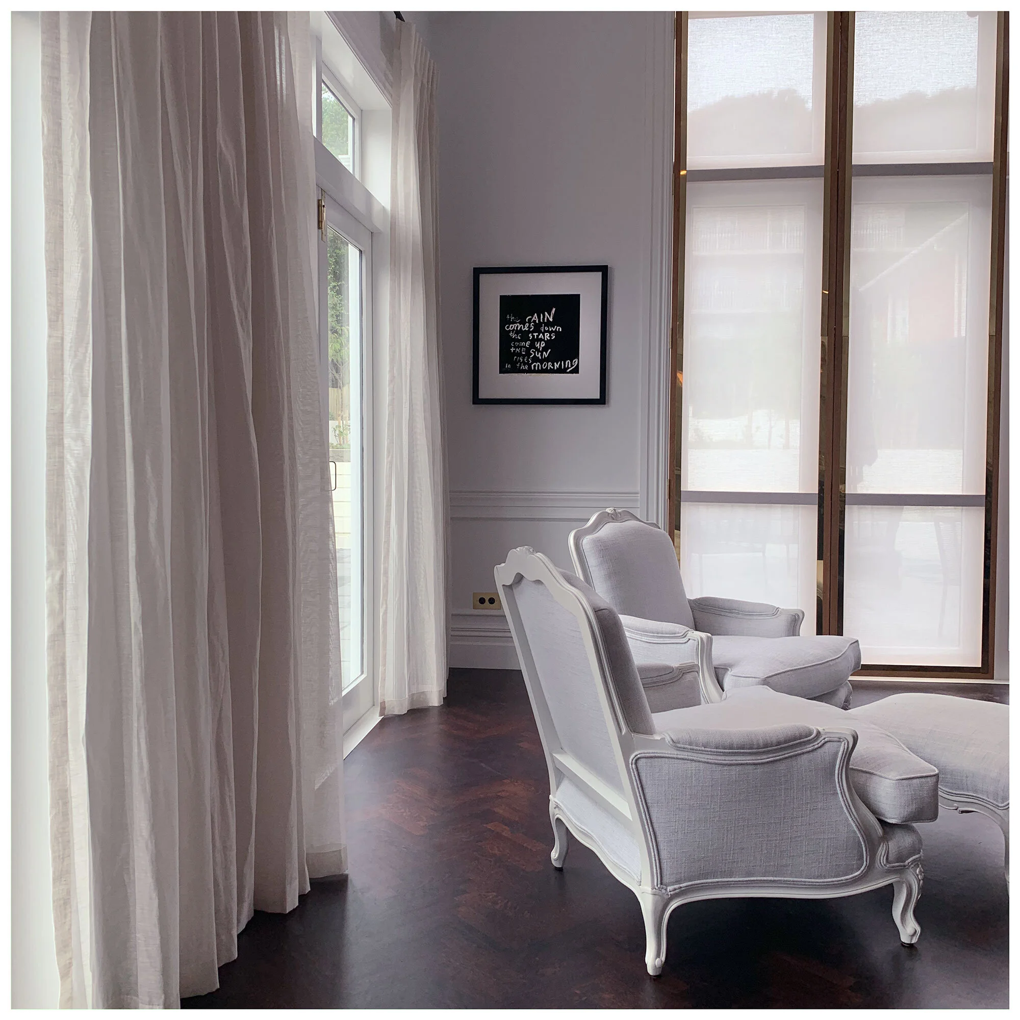 The rain comes down, 2019  in the living room