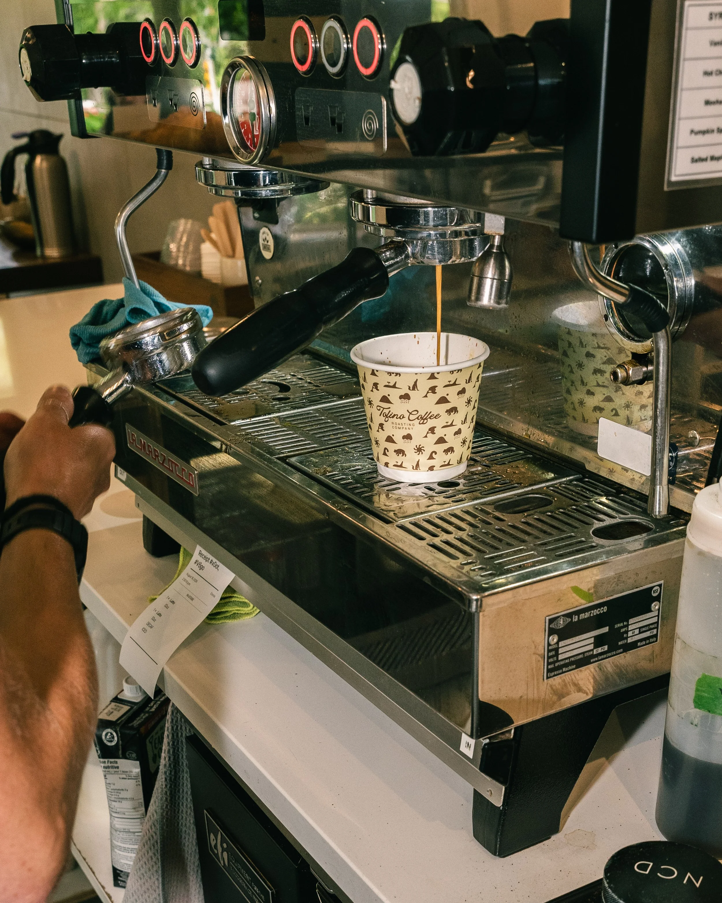 TofinoCoffeeRoastingCompany_26_@alex.beebe_3.jpg