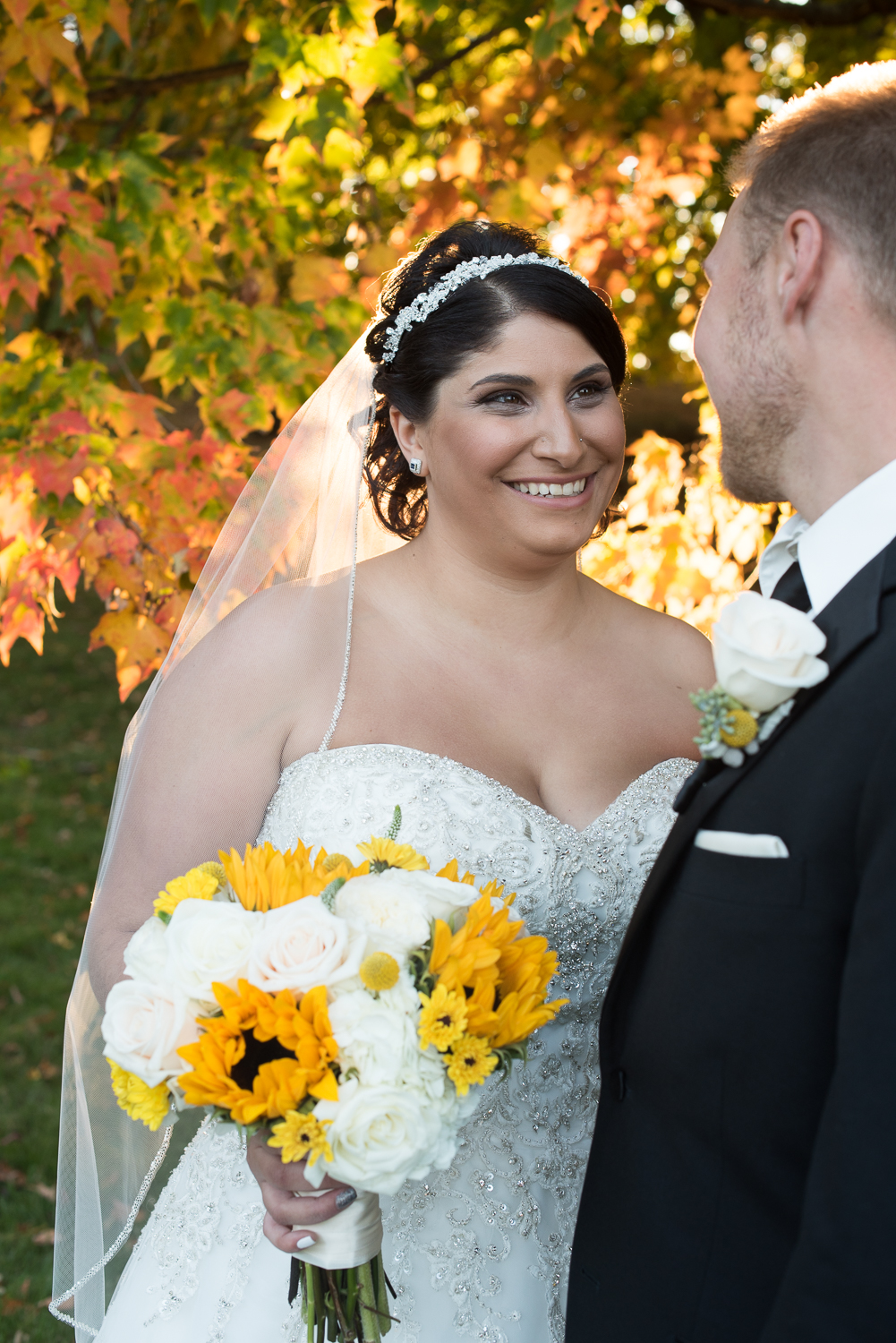 Publick House wedding venue photos in Sturbridge, MA by Kara Emily Krantz Photography featured in Bride & Groom Magazine