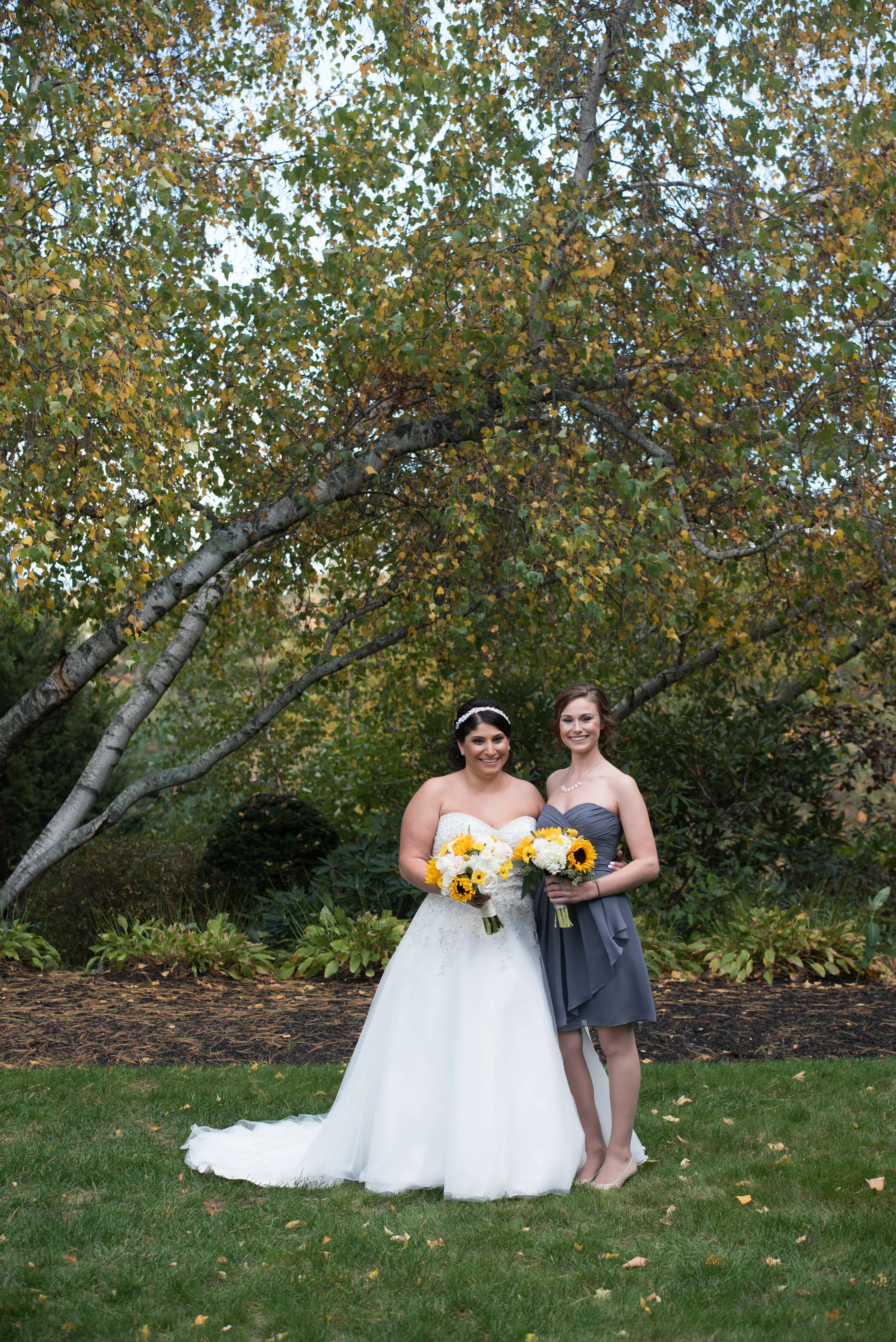 Publick House wedding venue photos in Sturbridge, MA by Kara Emily Krantz Photography featured in Bride & Groom Magazine
