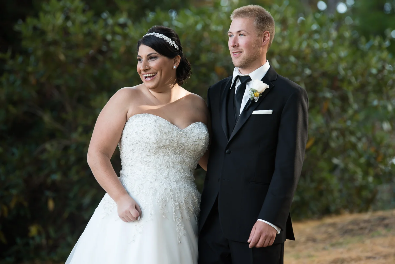 Publick House wedding venue photos in Sturbridge, MA by Kara Emily Krantz Photography featured in Bride & Groom Magazine