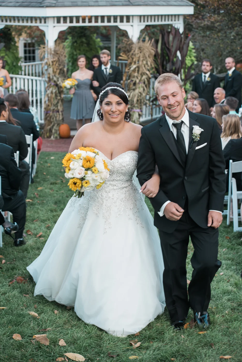 Publick House wedding venue photos in Sturbridge, MA by Kara Emily Krantz Photography featured in Bride & Groom Magazine