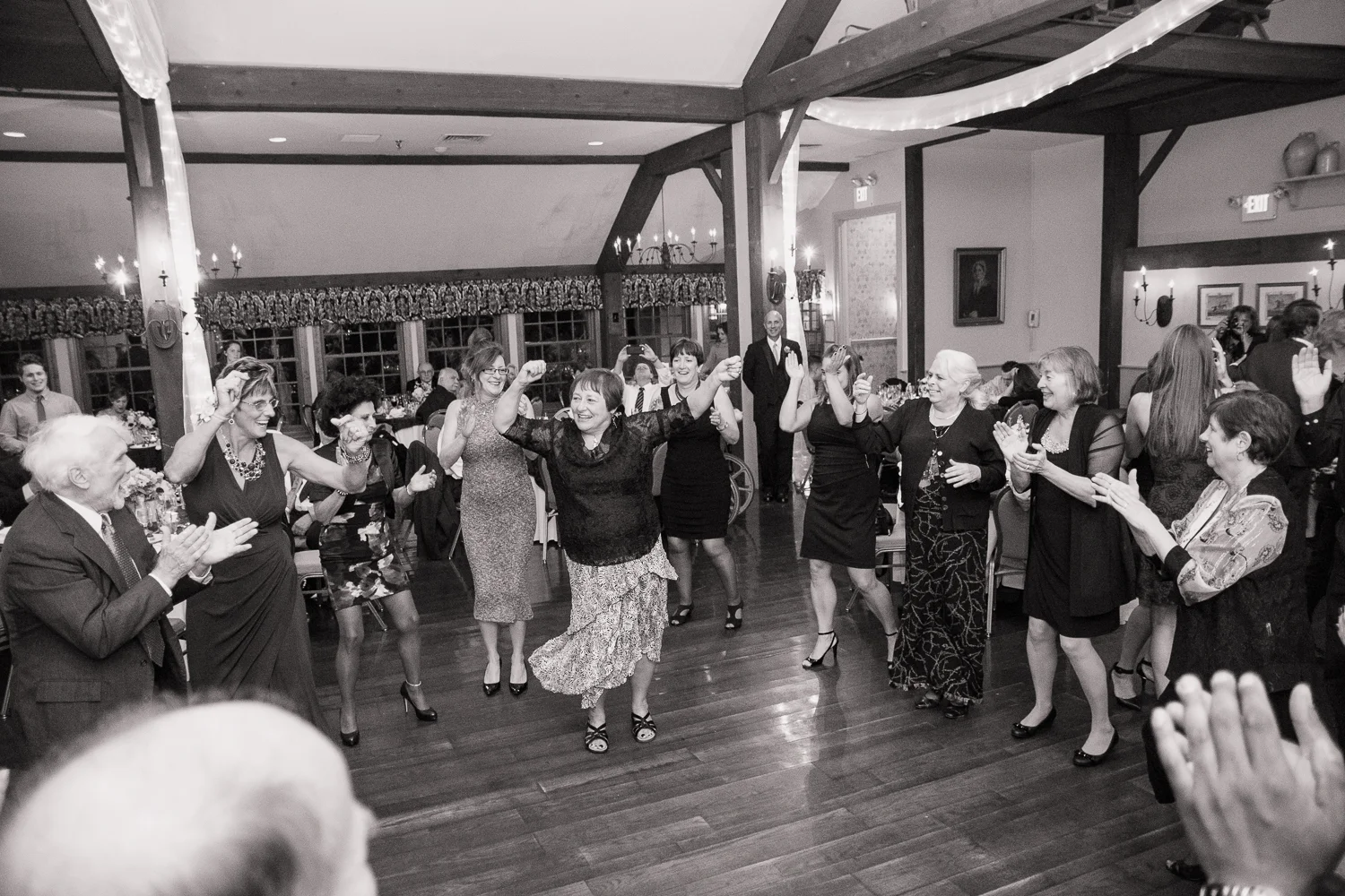 Publick House wedding venue photos in Sturbridge, MA by Kara Emily Krantz Photography featured in Bride & Groom Magazine