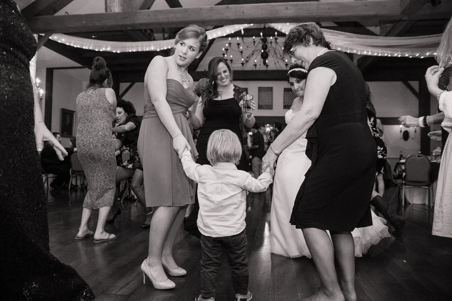 Publick House wedding venue photos in Sturbridge, MA by Kara Emily Krantz Photography featured in Bride & Groom Magazine