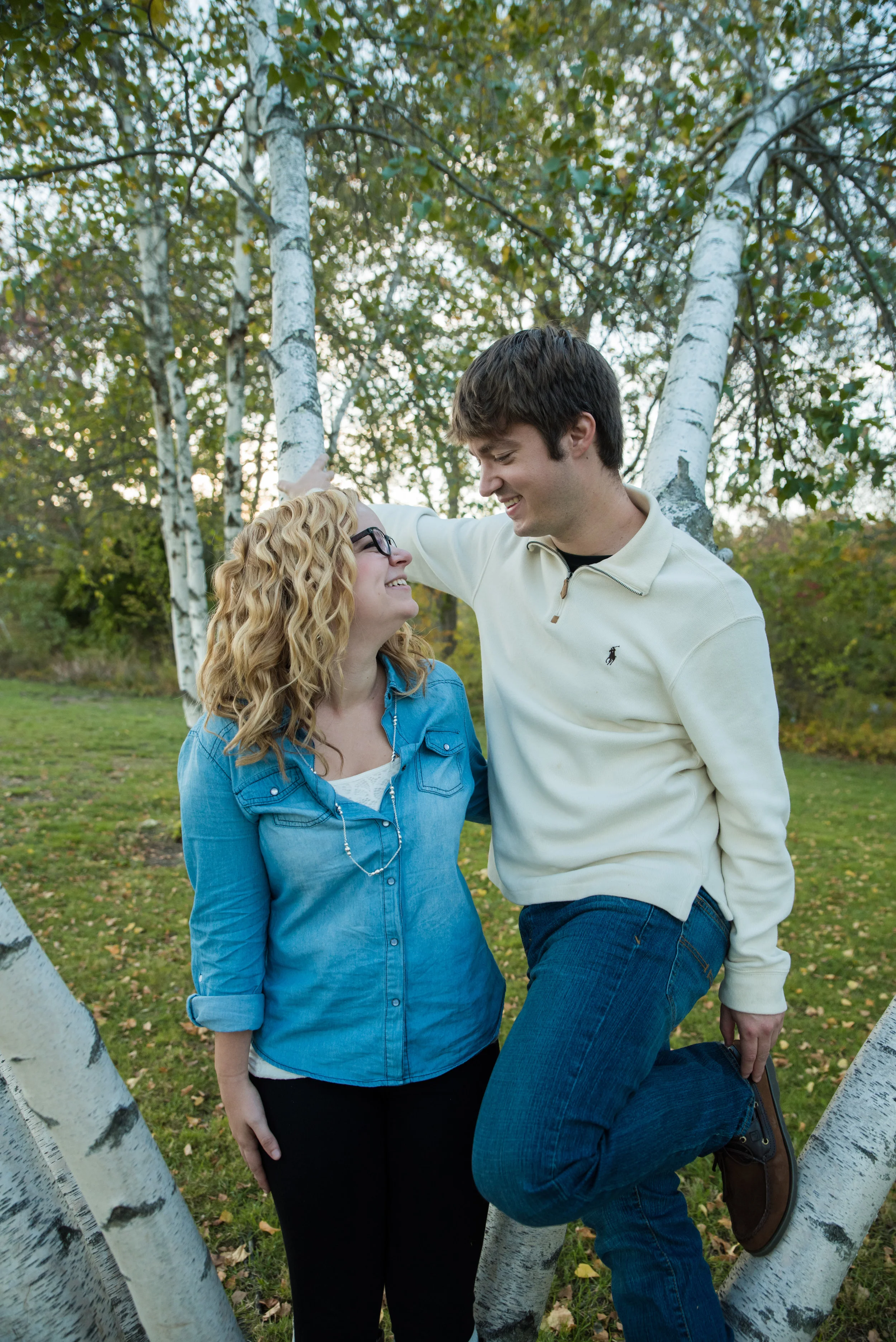 Riverbend Farm engagement photos in Uxbridge, MA photographed by Kara Emiy Krantz Photography