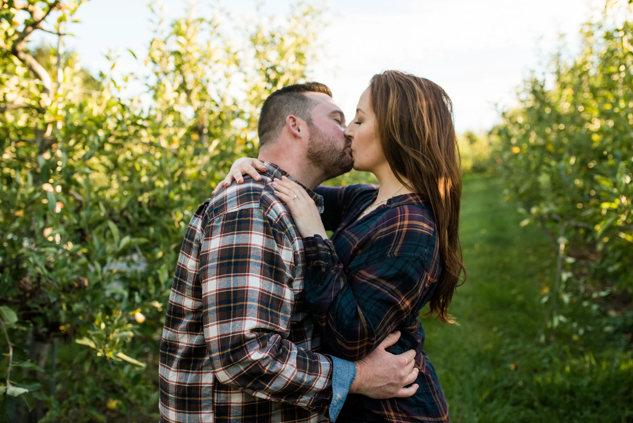 Honey Pot Hill Orchard engagement photos in Stow, MA photographed by Kara Emiy Krantz Photography