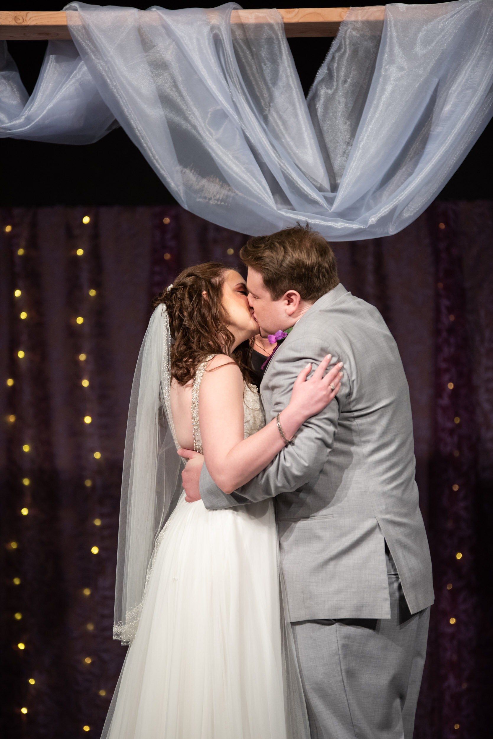 Meg and Anthony's wedding at Barre Players Theater in Barre, MA photographed by Kara Emily Krantz Photography