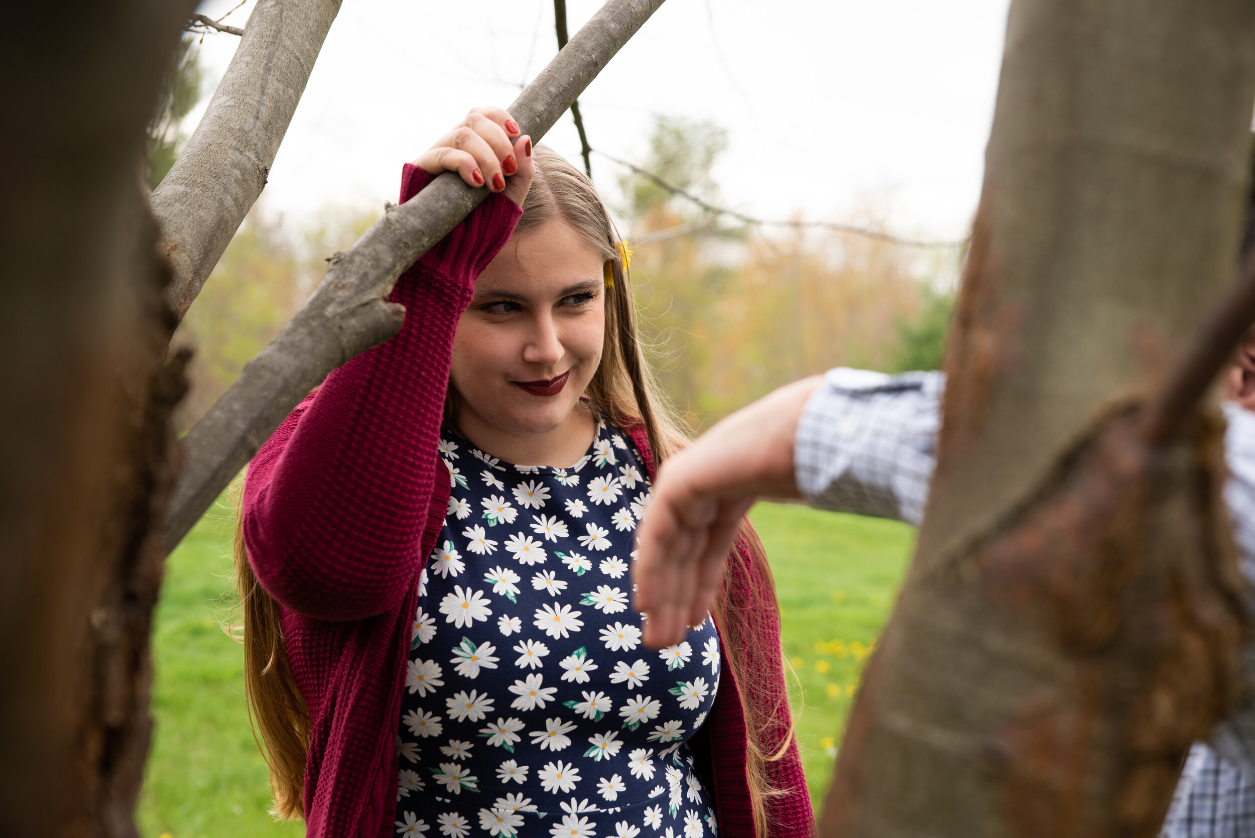 Liz and Josh's engagement photo shoot at Moore State Park in Paxton, MA photographed by Kara Emily Krantz Photography.