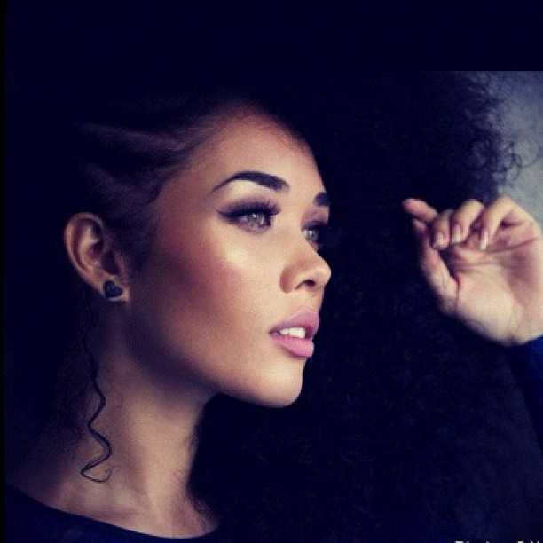 Sassy Hair
Stay fab, join Sassy Nation
http://sassynation.tumblr.com
http://www.facebook.com/TheSassyNation
http://twitter.com/#!/SassyNation