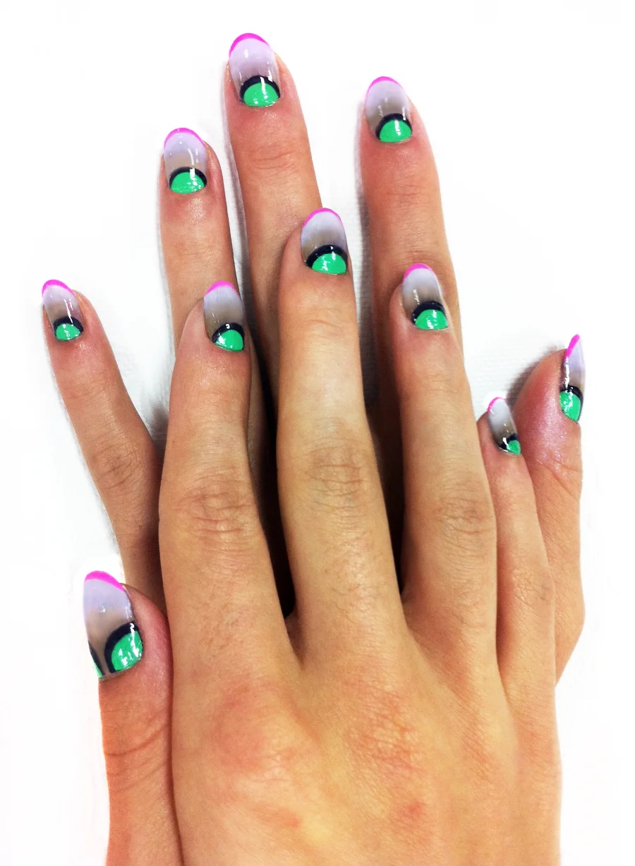 Halloween Sassy
Keep it funky this Halloween with scary nails. Sass that’s meant to be seen! o_O
via madelinepoolenails
Keep up with the daily sass, Join SASSY NATION
http://sassynation.tumblr.com
