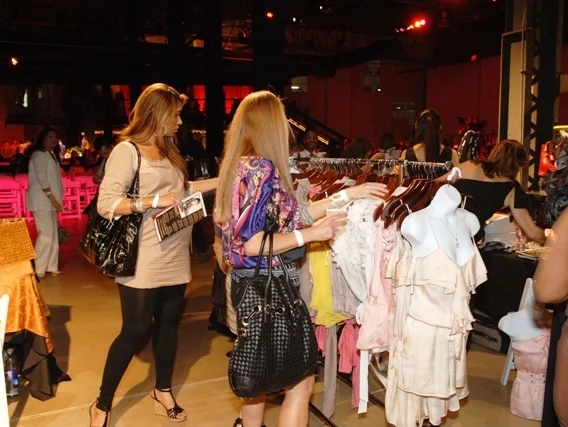 backstage35.jpg