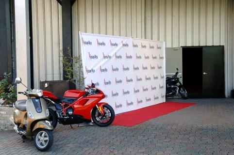 backstage2.jpg