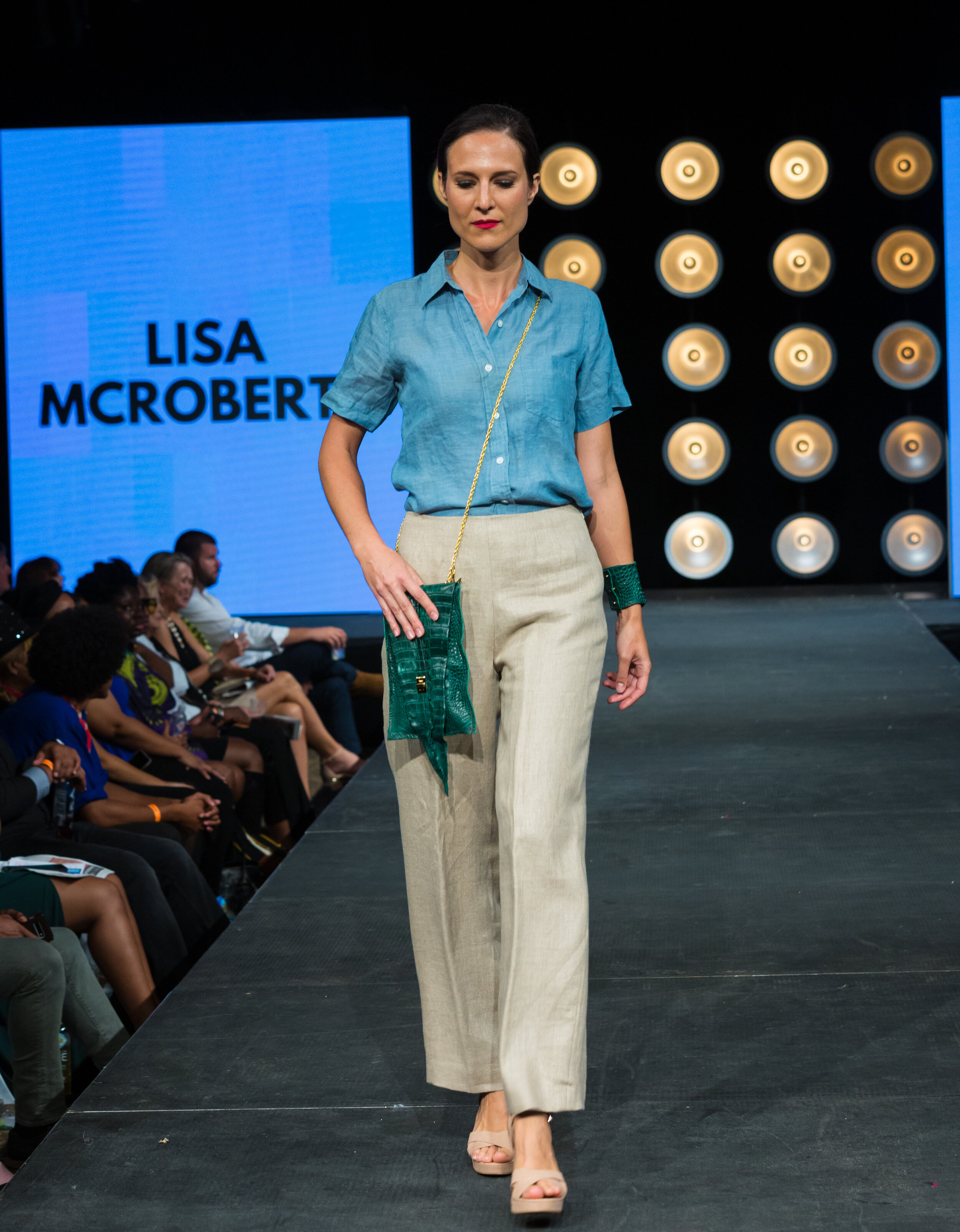 Lisa McRoberts-15.jpg