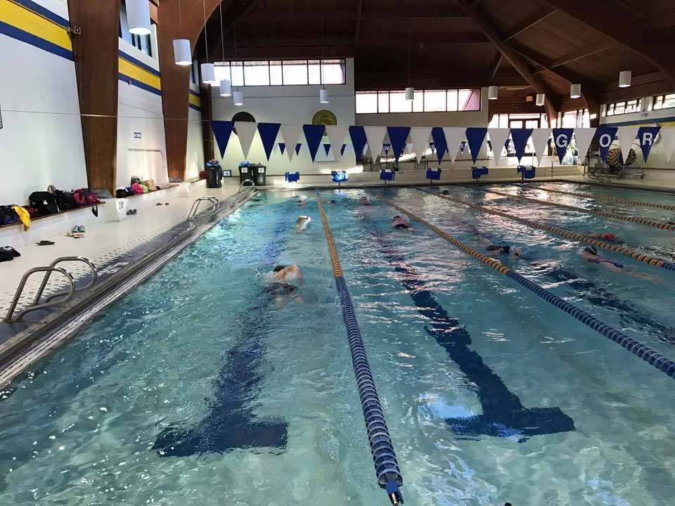 pool2.jpg