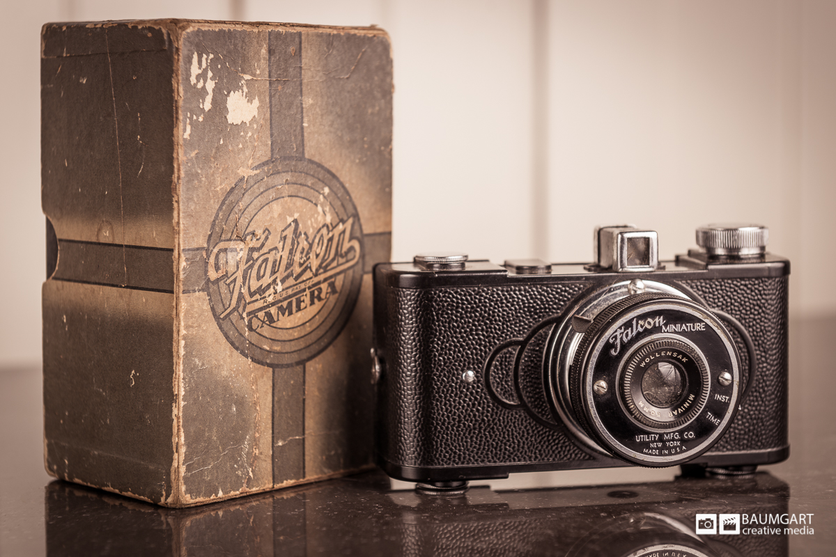 falcon_miniature_vintage_camera_jeff_baumgart.jpg