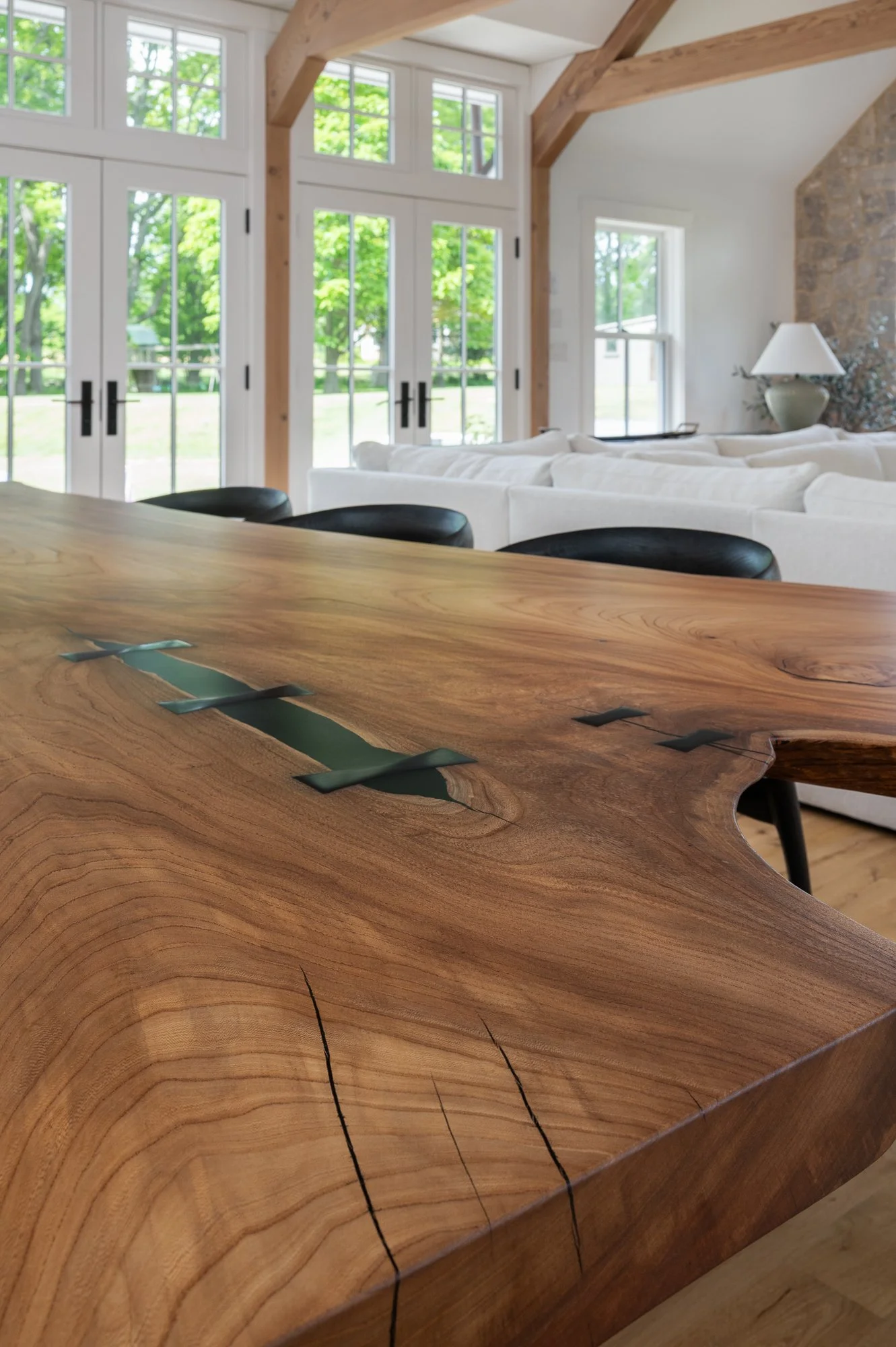 Reclaimed_wood_table_interior_design_photography_Baumgart_Creative_Media-2.jpg