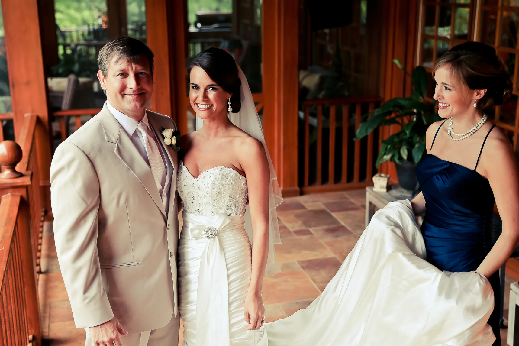 Bride&Groom_resize 14.jpg