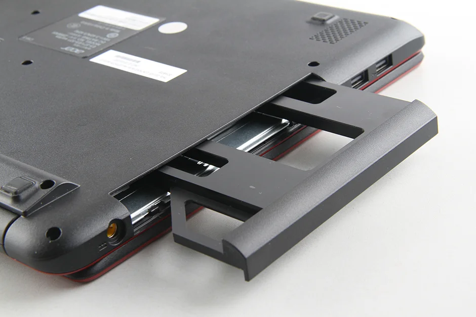 Acer Aspire E DVD drive, viewed from the bottom.
