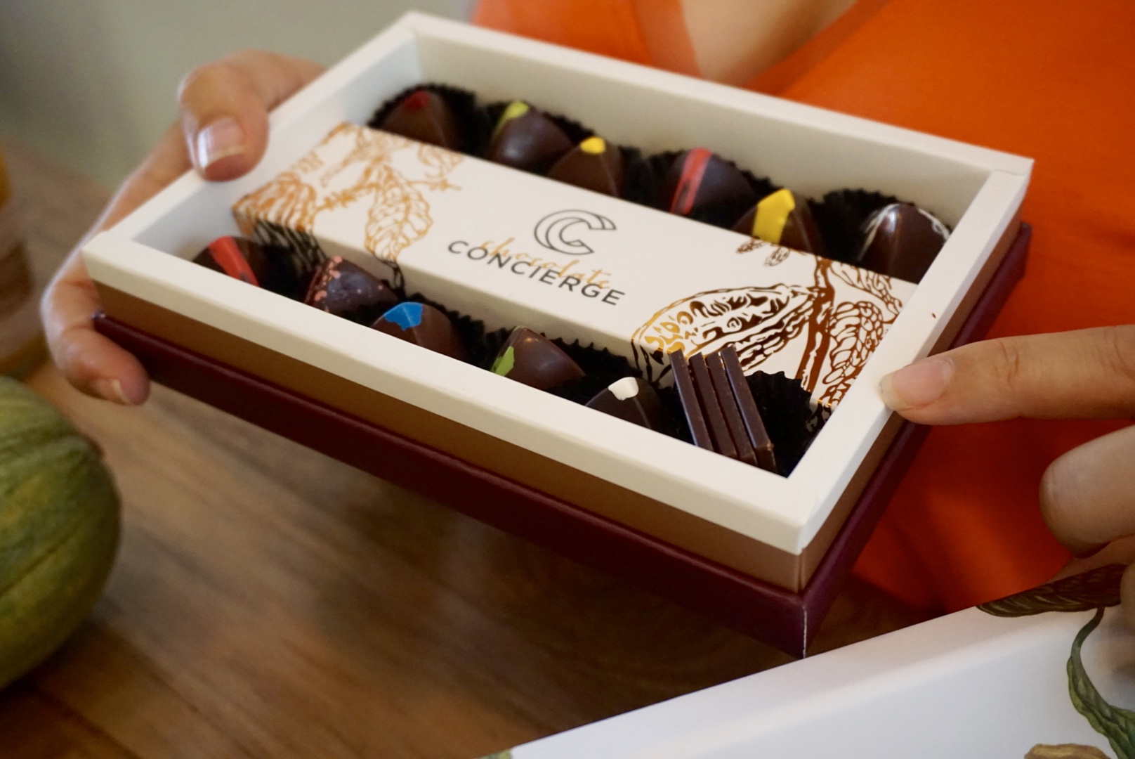 That copper foil packaging is enough to make a girl go ga-ga! One box to go please ;-)