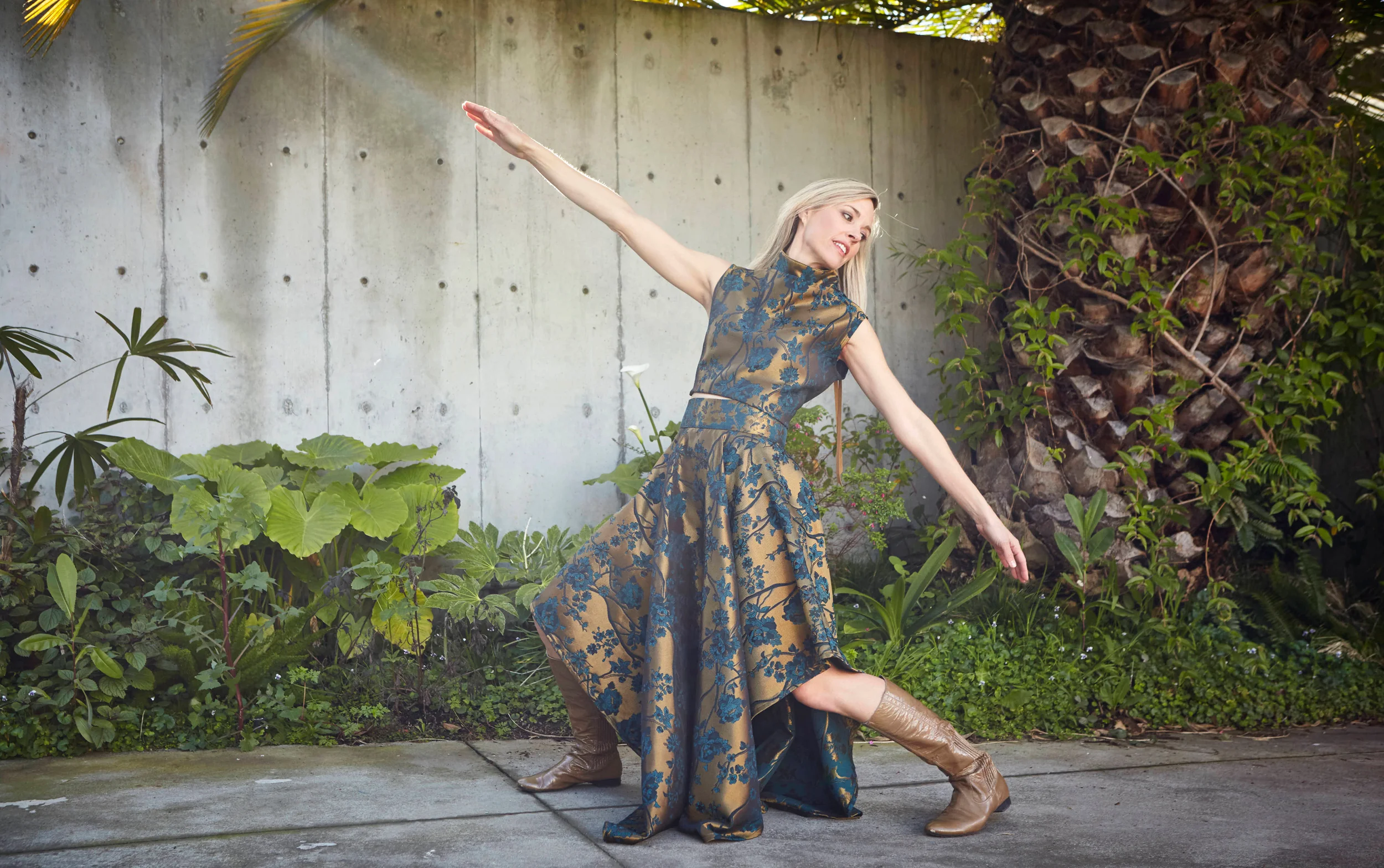Crop Vest, Grange Skirt in Bronze Broccatello Fiori