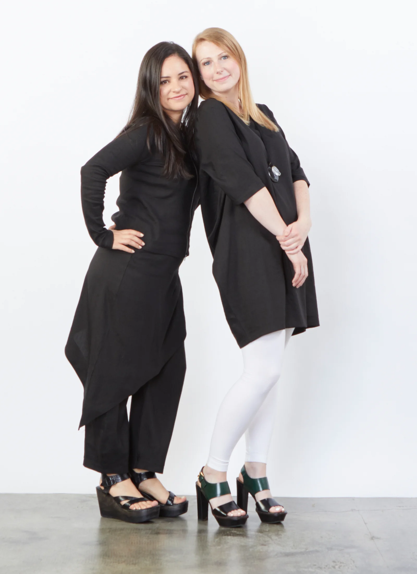 Betz Jacket, Sofia Pant, Conrad Tunic in Black Ready for Bologna, Legging in White Bamboo Cotton