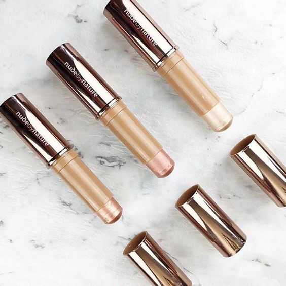 Nude by Nature Touch of Glow Highlight Stick
