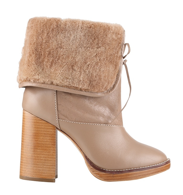 mackie-boots-taupe-9893-01-taupe-front.jpg