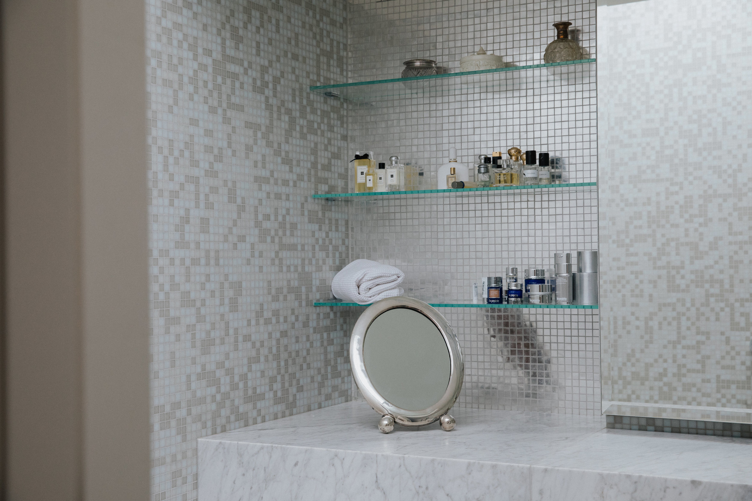 Modern white tile bathroom 