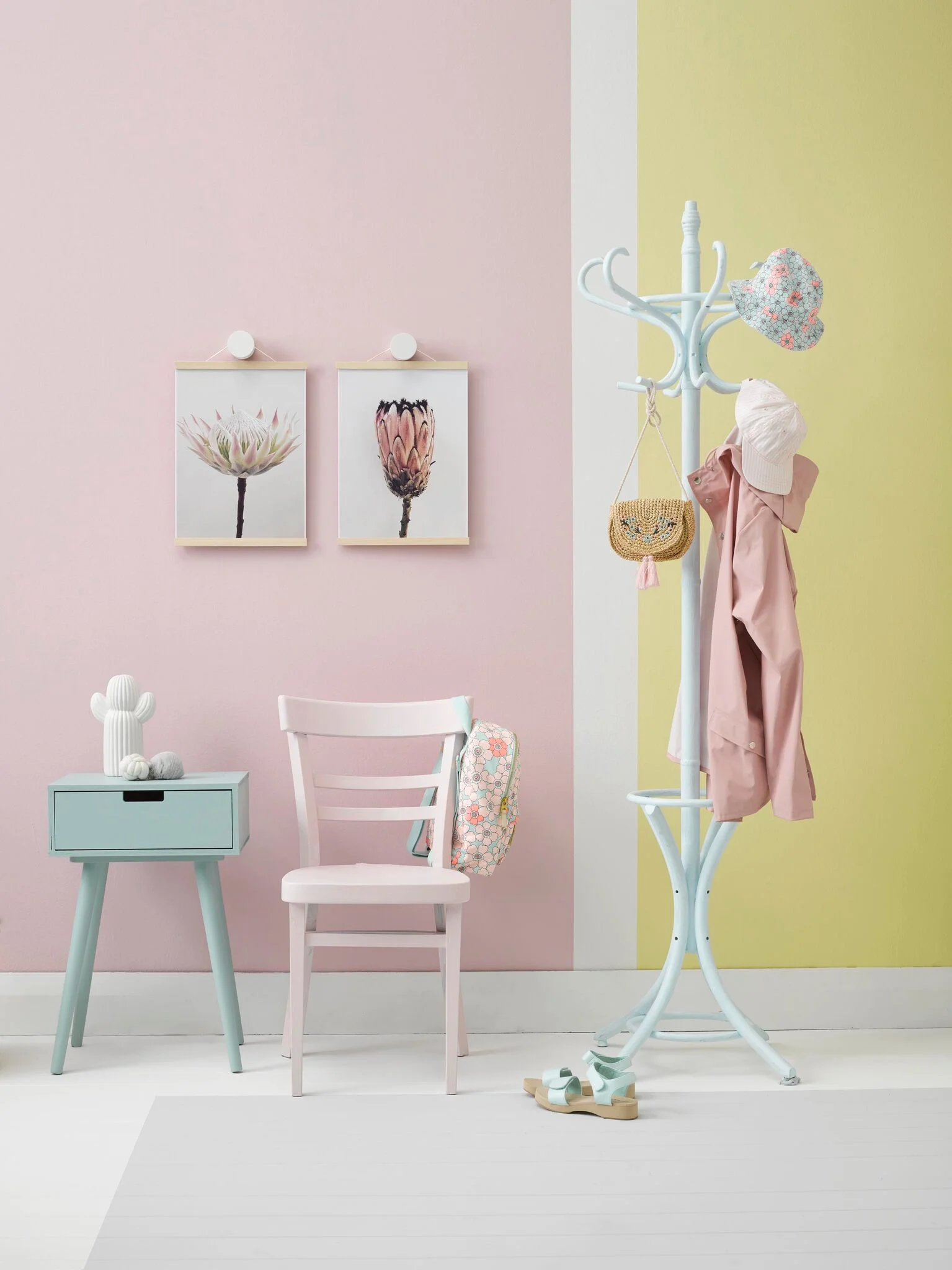 Emily Somerville-Ryan,hall,pink,yellow,Resene Gelato+Moonbeam+Geyser,photo Wendy Fenwick PT2_preview.jpg