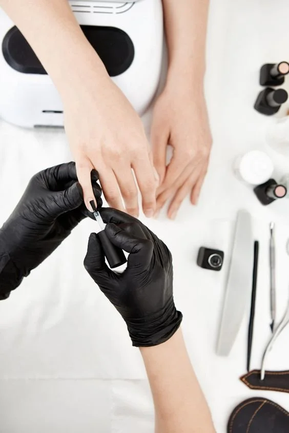 Study Finds UV Nail Lamps Can Cause DNA Mutations