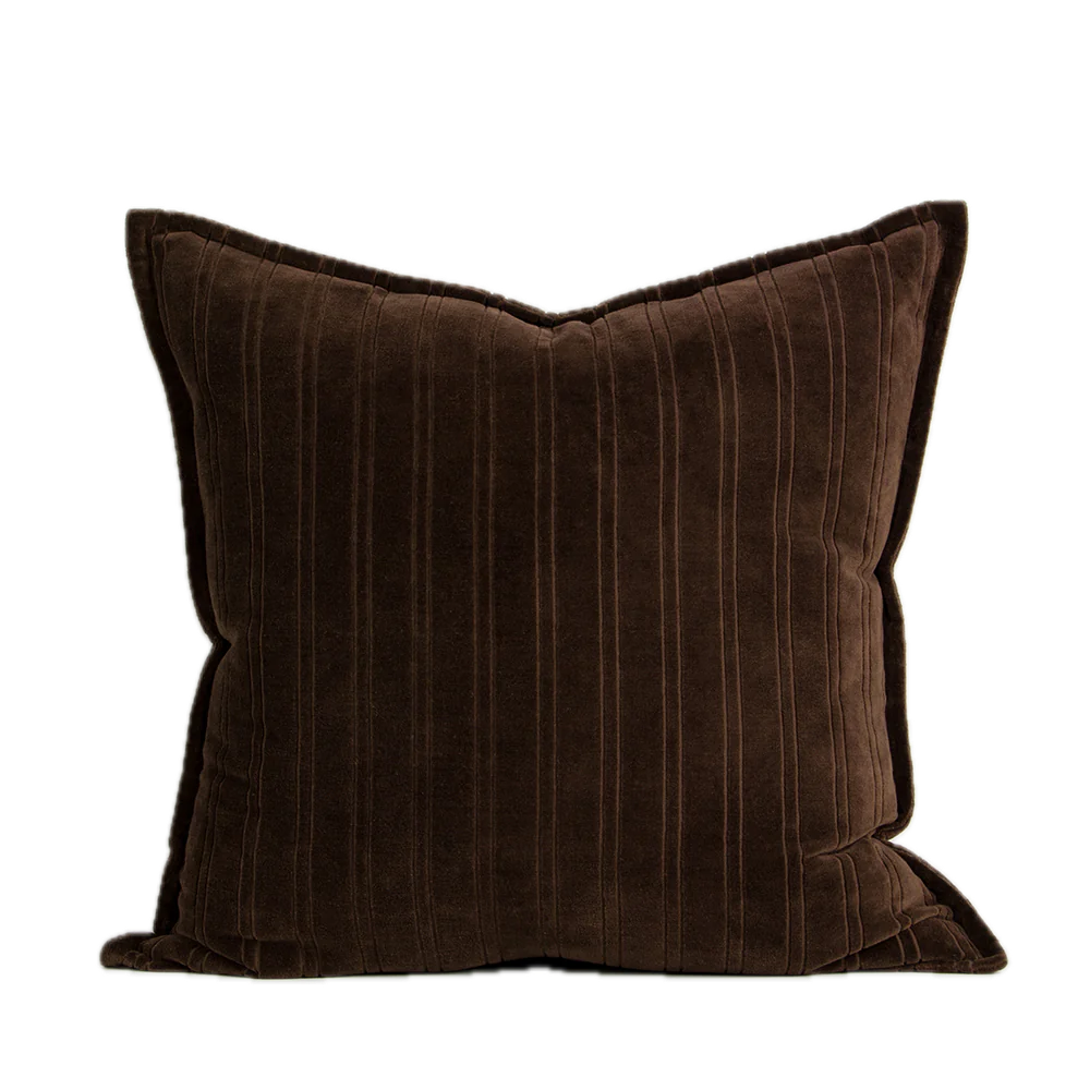 stria_chocolate_front_1000px+Background+Removed.png
