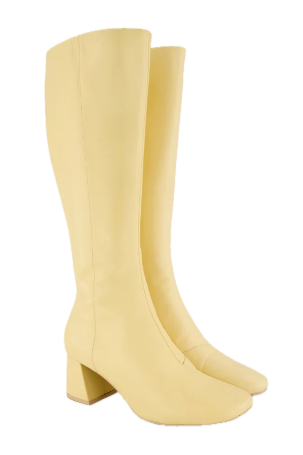 Bronwyn_AW26_MarcellaButter_489RRPNZD_34view Background Removed.png