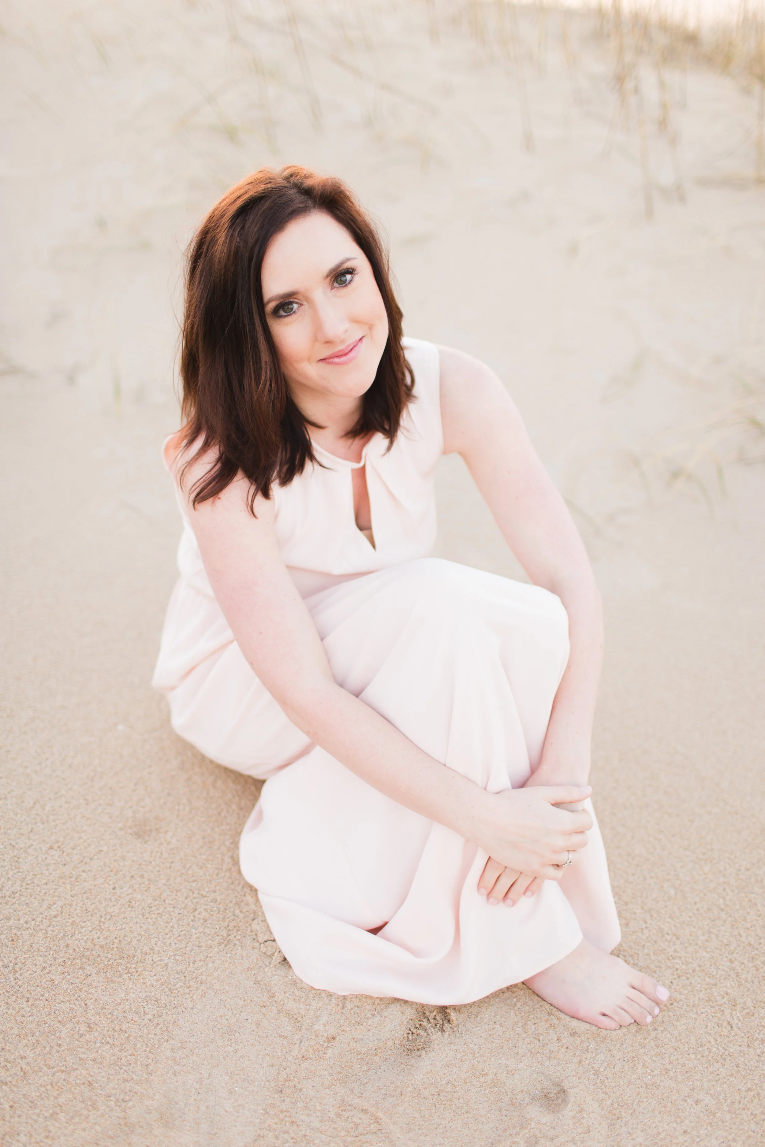 Shawna Headshot 16-0040.jpg