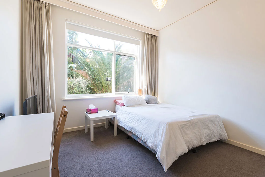 ROOM-1012-MAIN.jpg