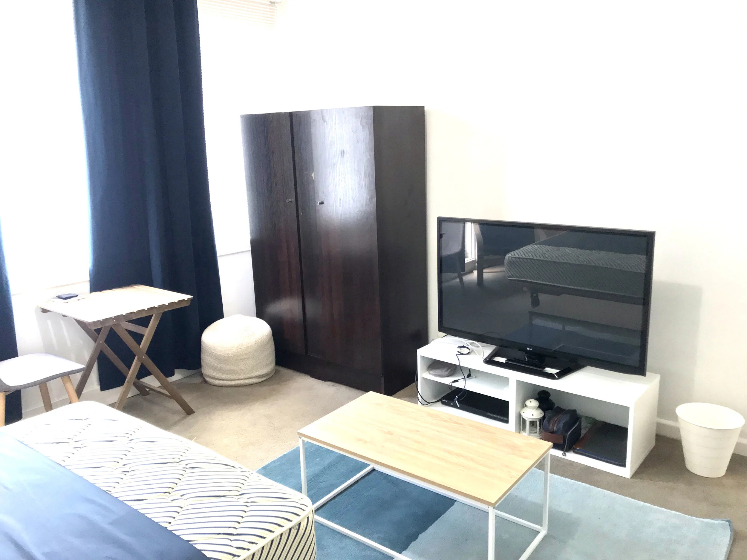 Bedroom2.jpg