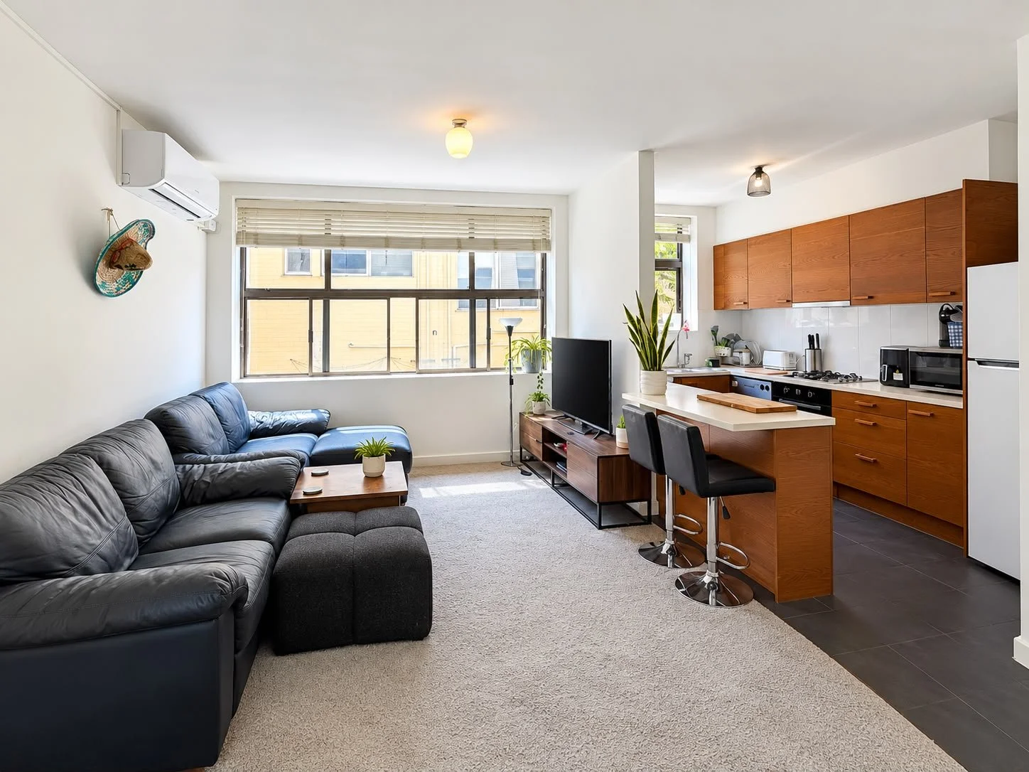 45 Alexandra street, Stkilda East (4beds)