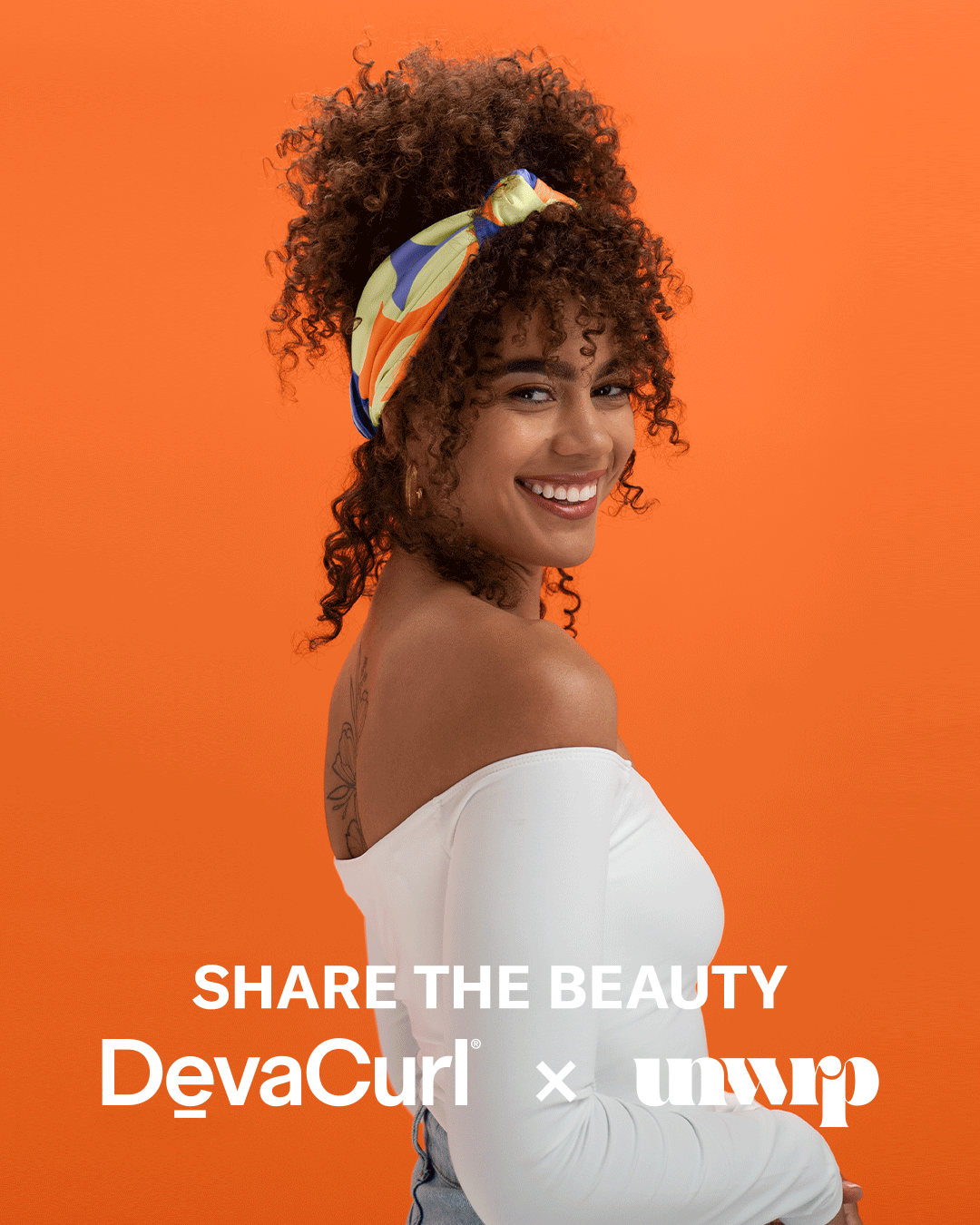 devacurl_IG-Post_scarf-ashton-1080x1350 (2).gif