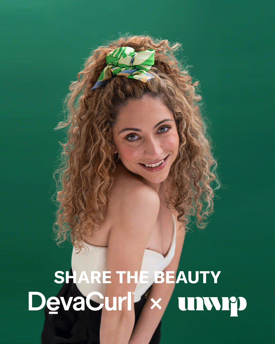 devacurl_IG-Post_scarf-janine-1080x1350.gif