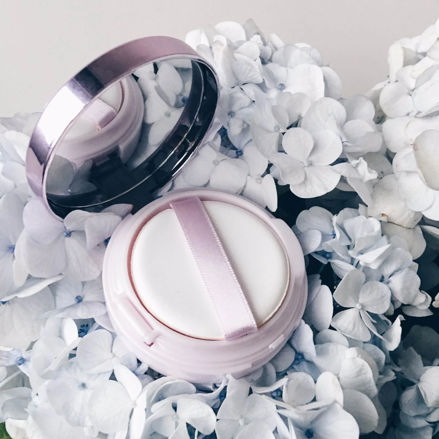 L'Oreal Nude Magique Foundation Review