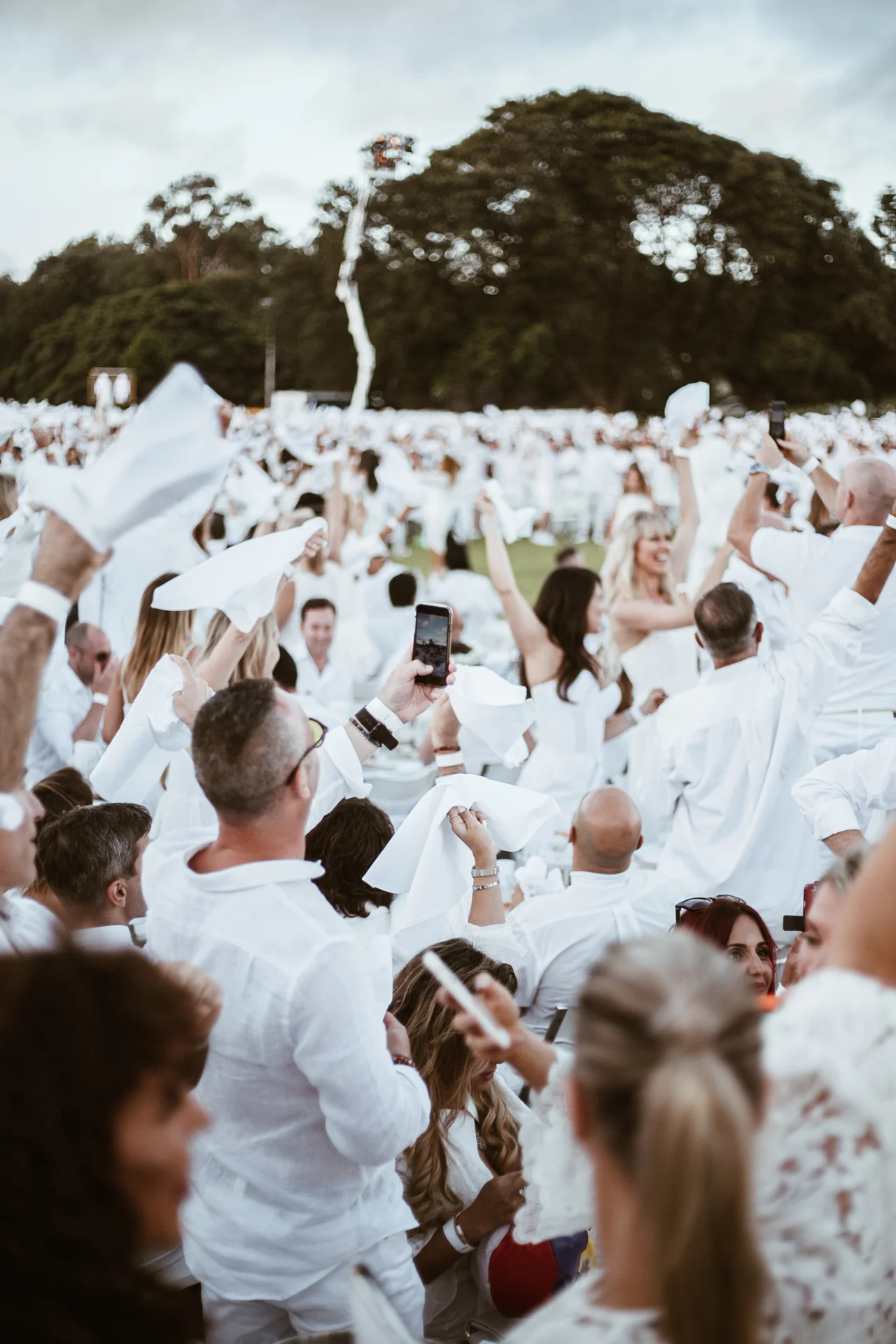 DinerEnBlanc_lichipan-59.jpg