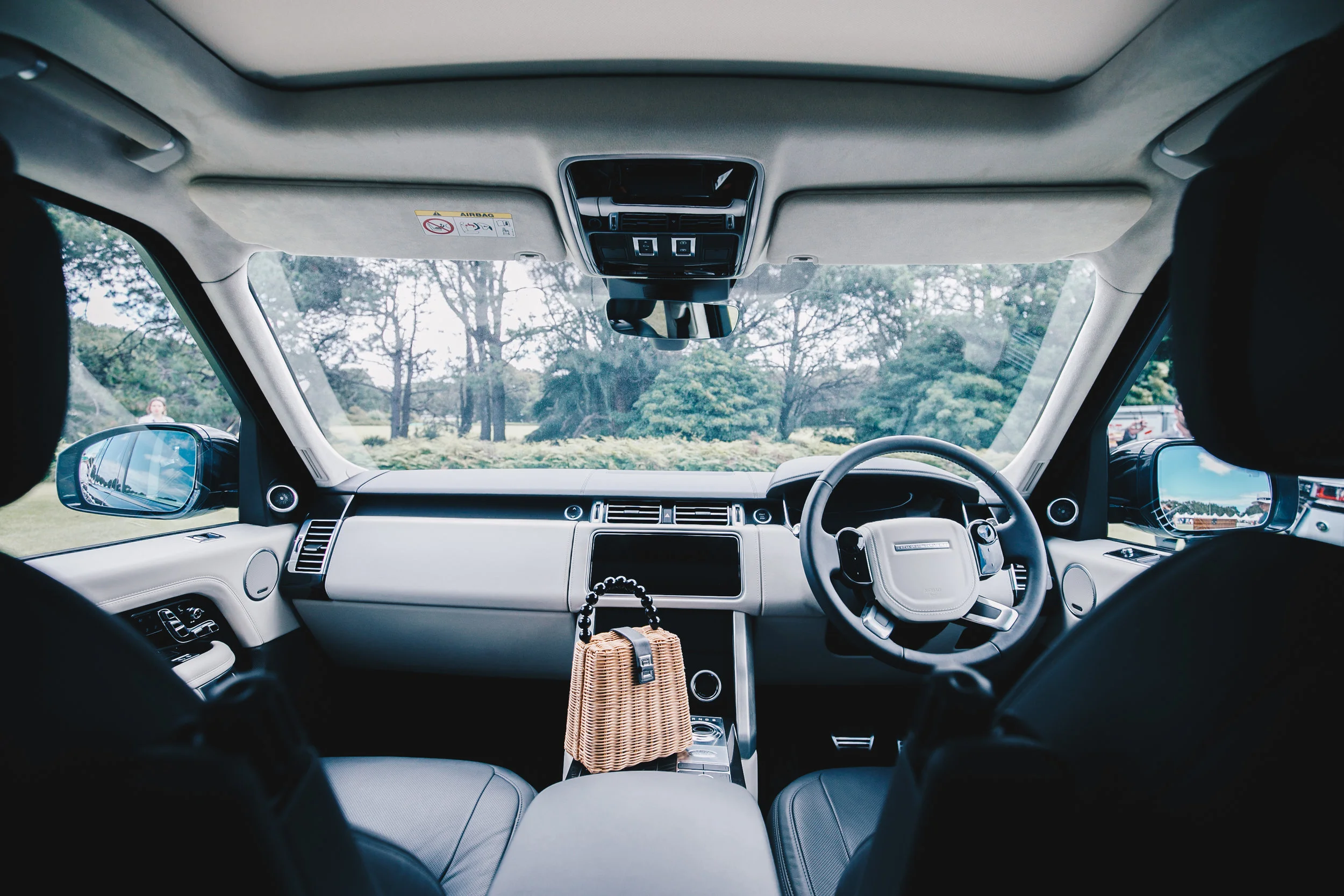  Land Rover Polo In The City