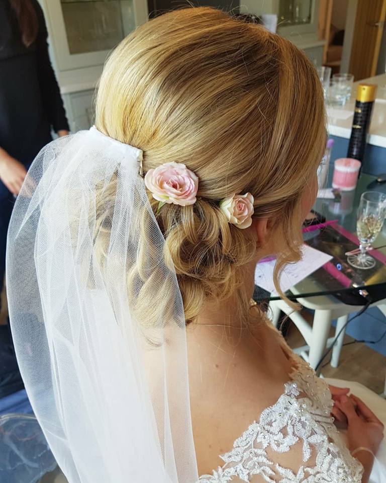 Bridal Powder And Pin