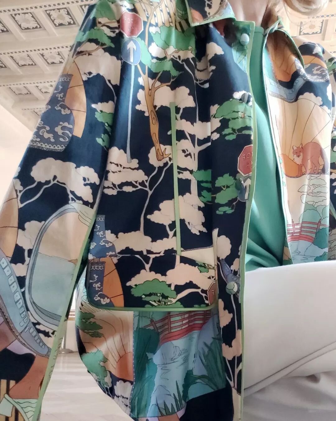 Loving the print, the details on the Federica shacket. Stretch cotton. Online at www.clairecrowley-portable.com