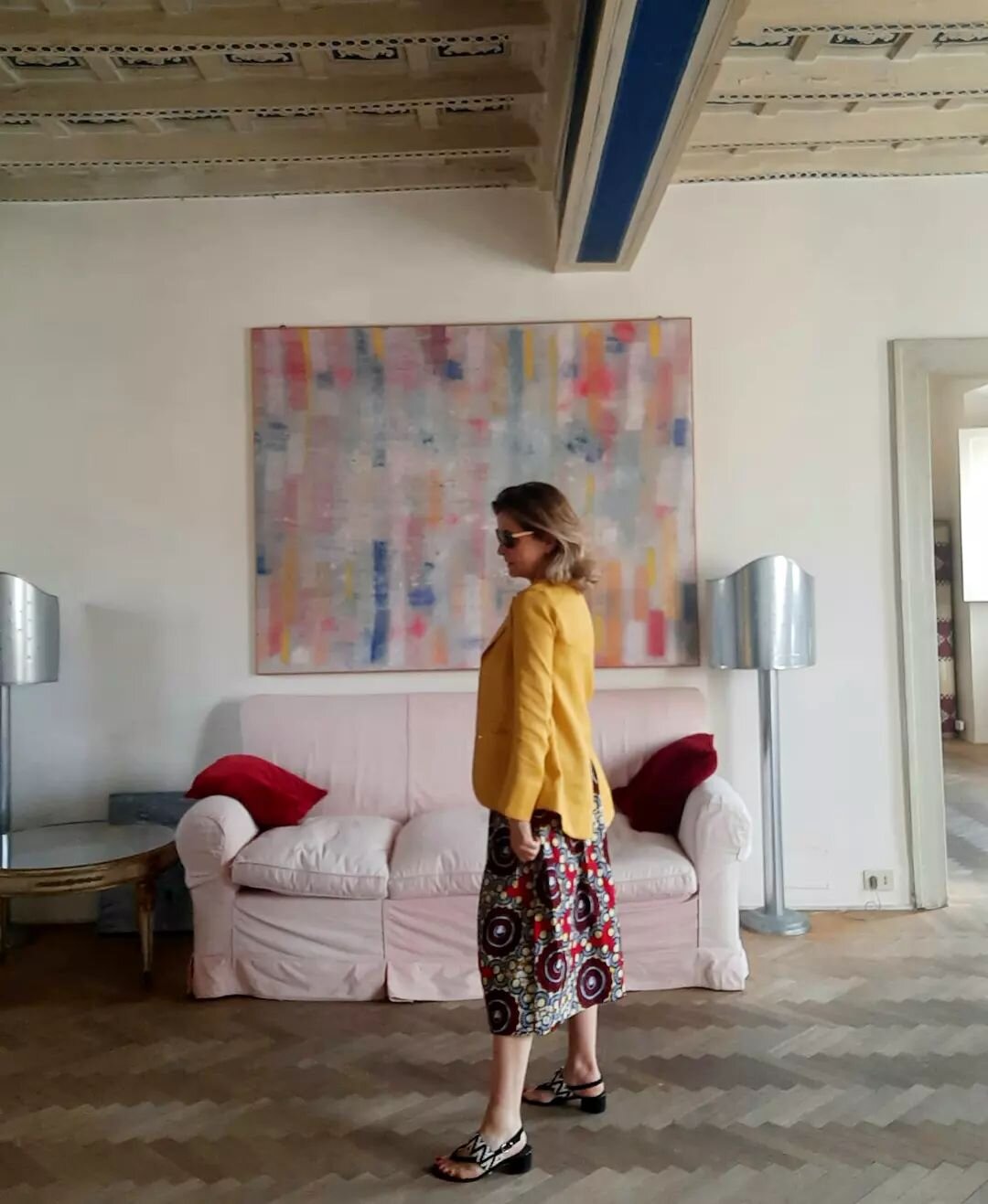 Mango washed linen blazer today. I'm looking serious but loving the outfit! In breve: Anche se sono seriosa, il mango e' un colore per tutte!
#madeinitaly #madetolast #britishdesign #capsulewardrobe #allyouneed #afewspecialclothes #wastenotwantnot #b