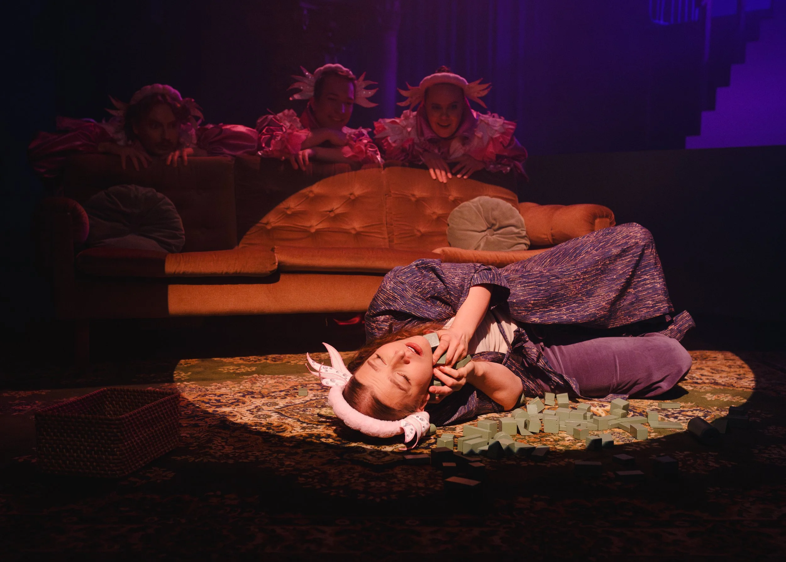 Adundance_-Feels_Like_Flying_(2025)_Teatterikorkeakoulu_-_PRESS_Jere_J._Aalto_sRGB2.jpg