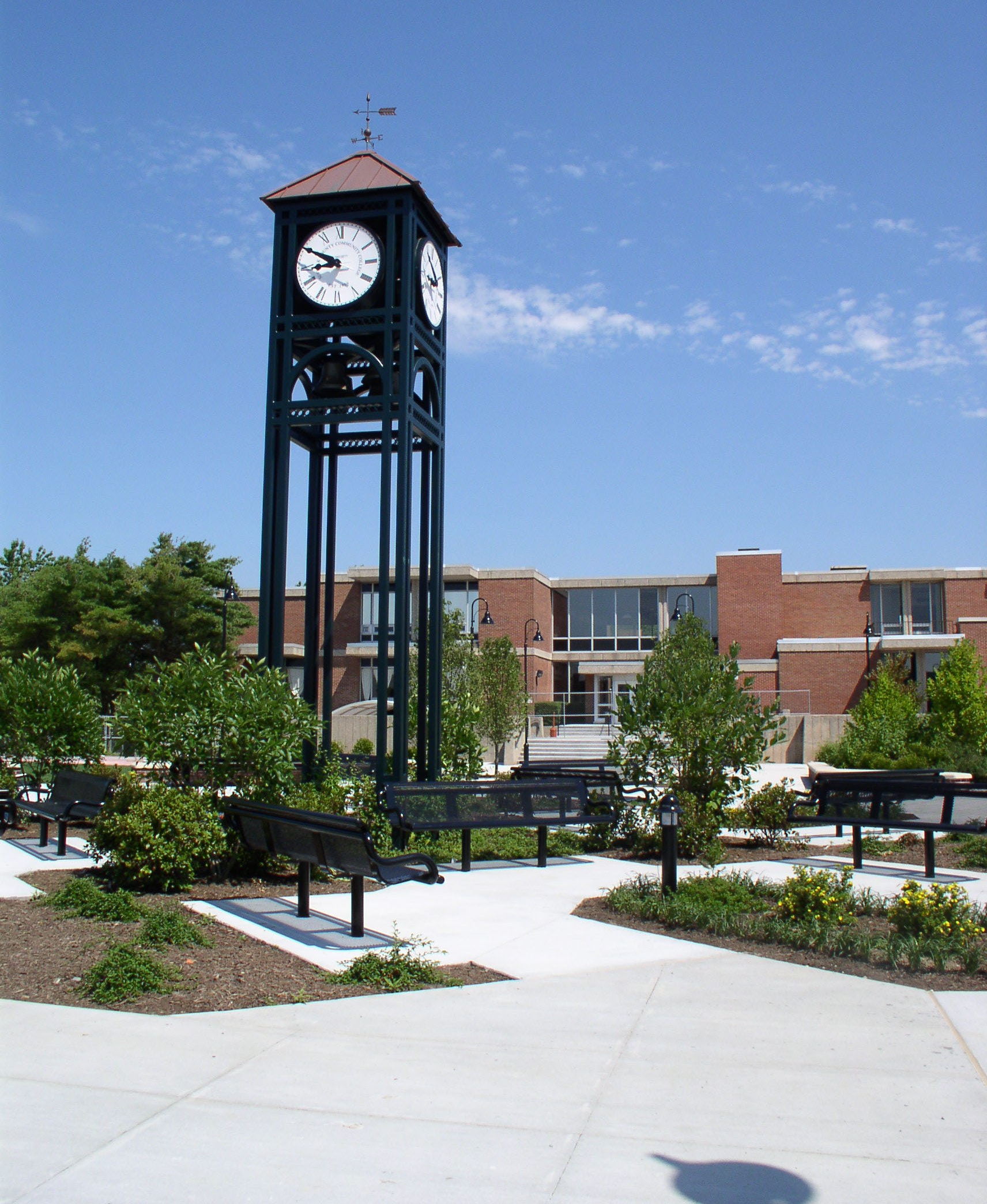 Veterans Plaza, Suffolk County Community College
