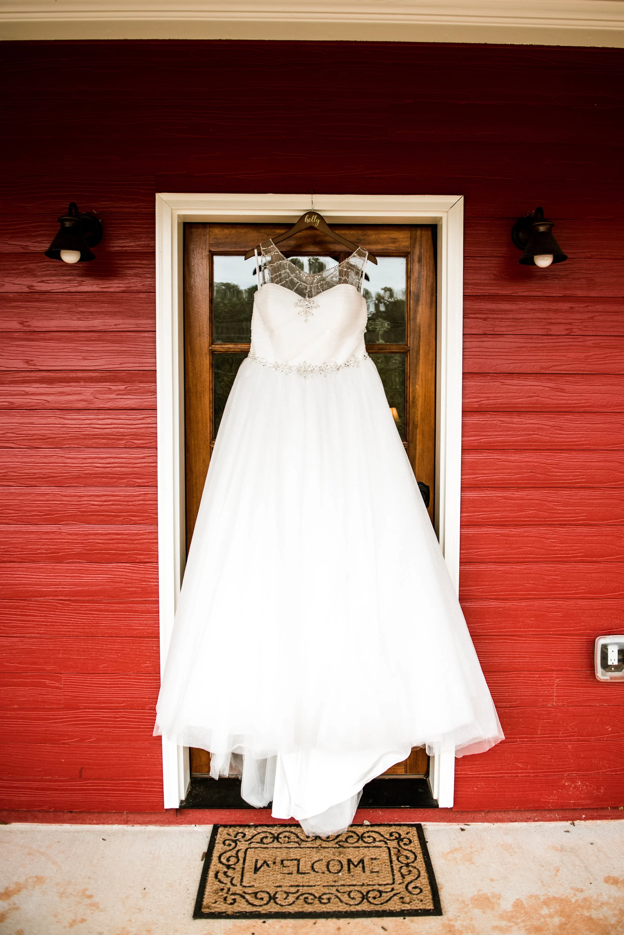 HollyandBrandonWedding(10of141).jpg