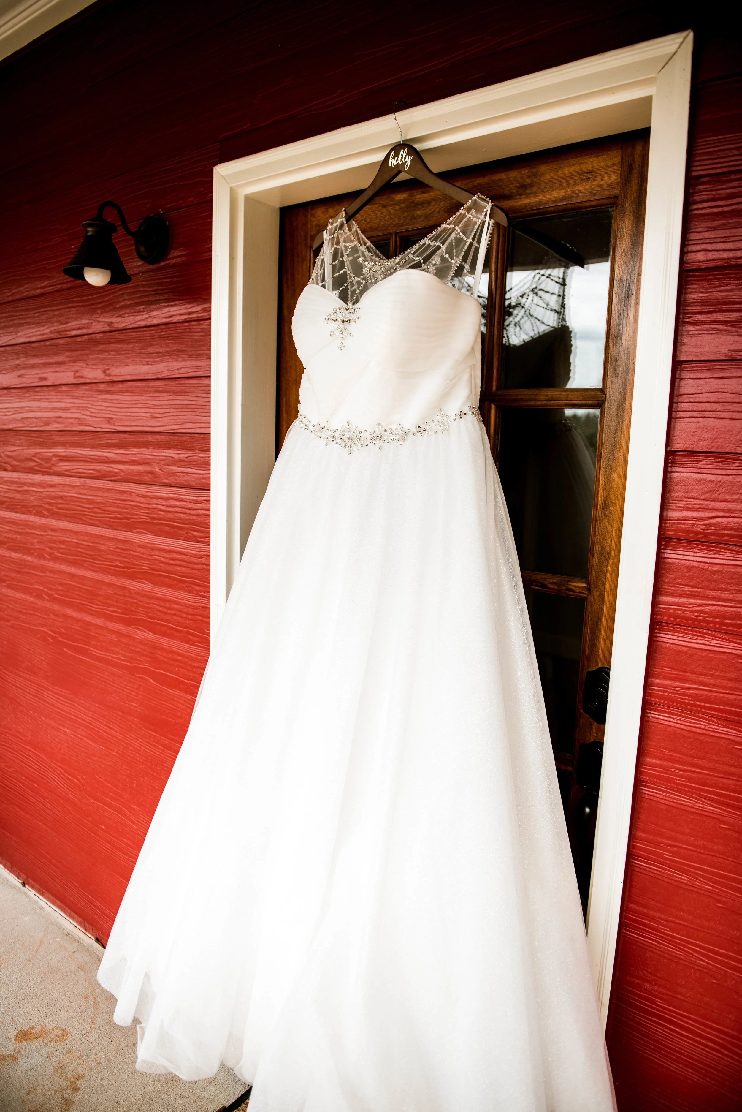 HollyandBrandonWedding(15of141).jpg